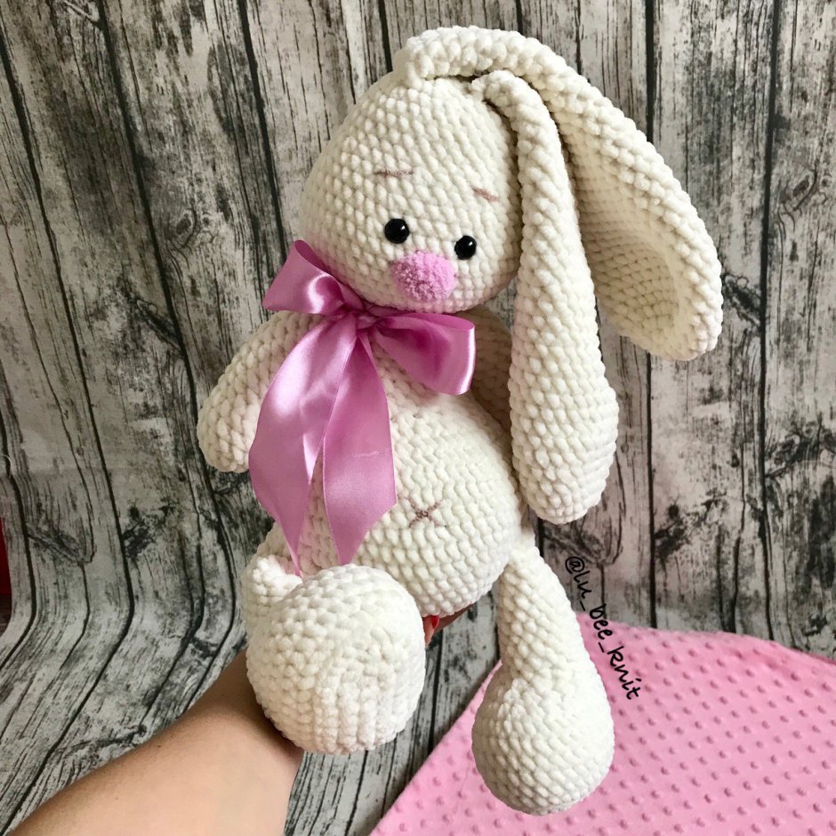 Мягкая игрушка зайцы у которых тянутся лапы и уши