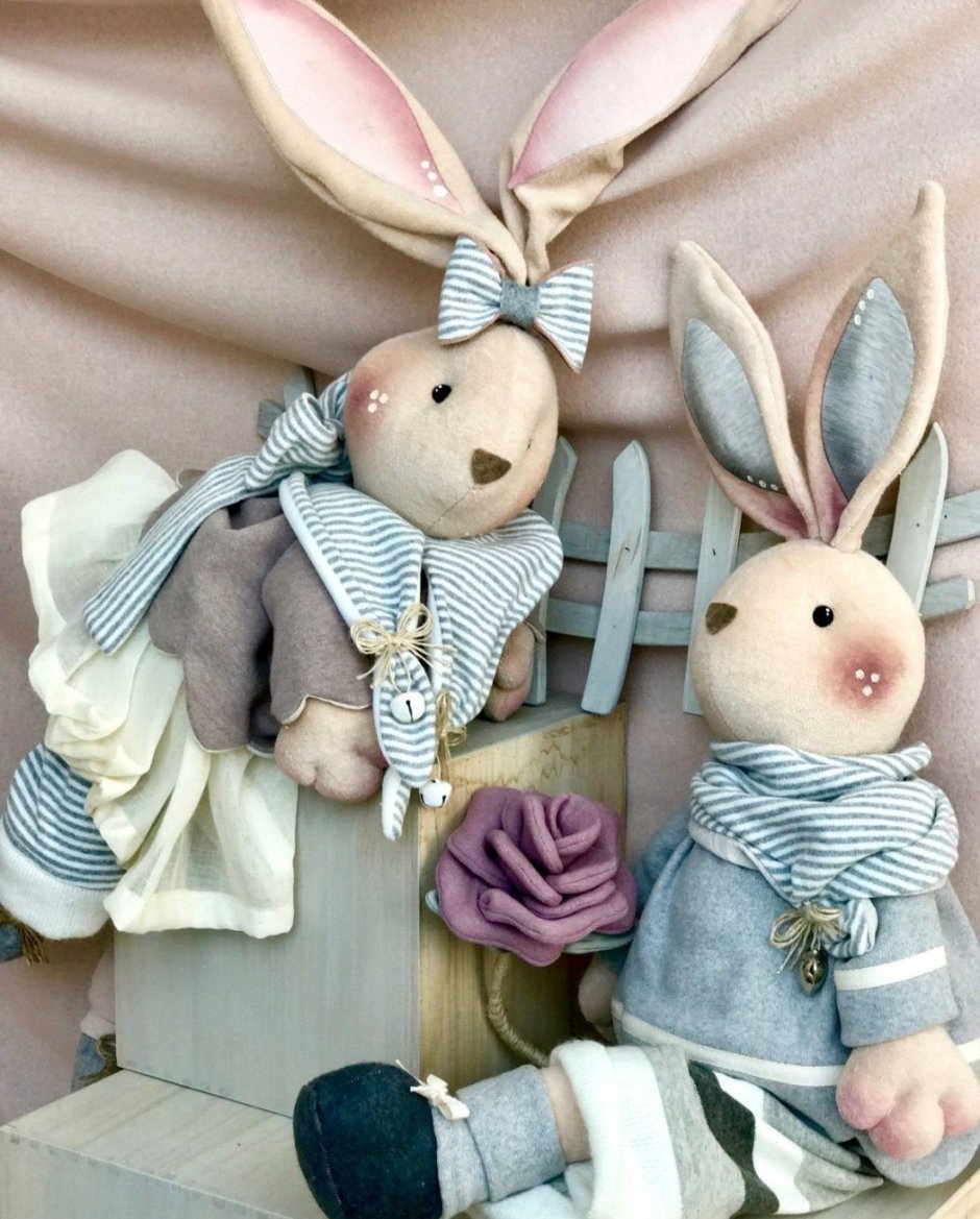 Кролик с жвачкой