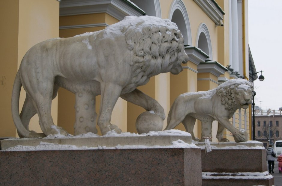 Брунсвик скульптура крылатый Лев