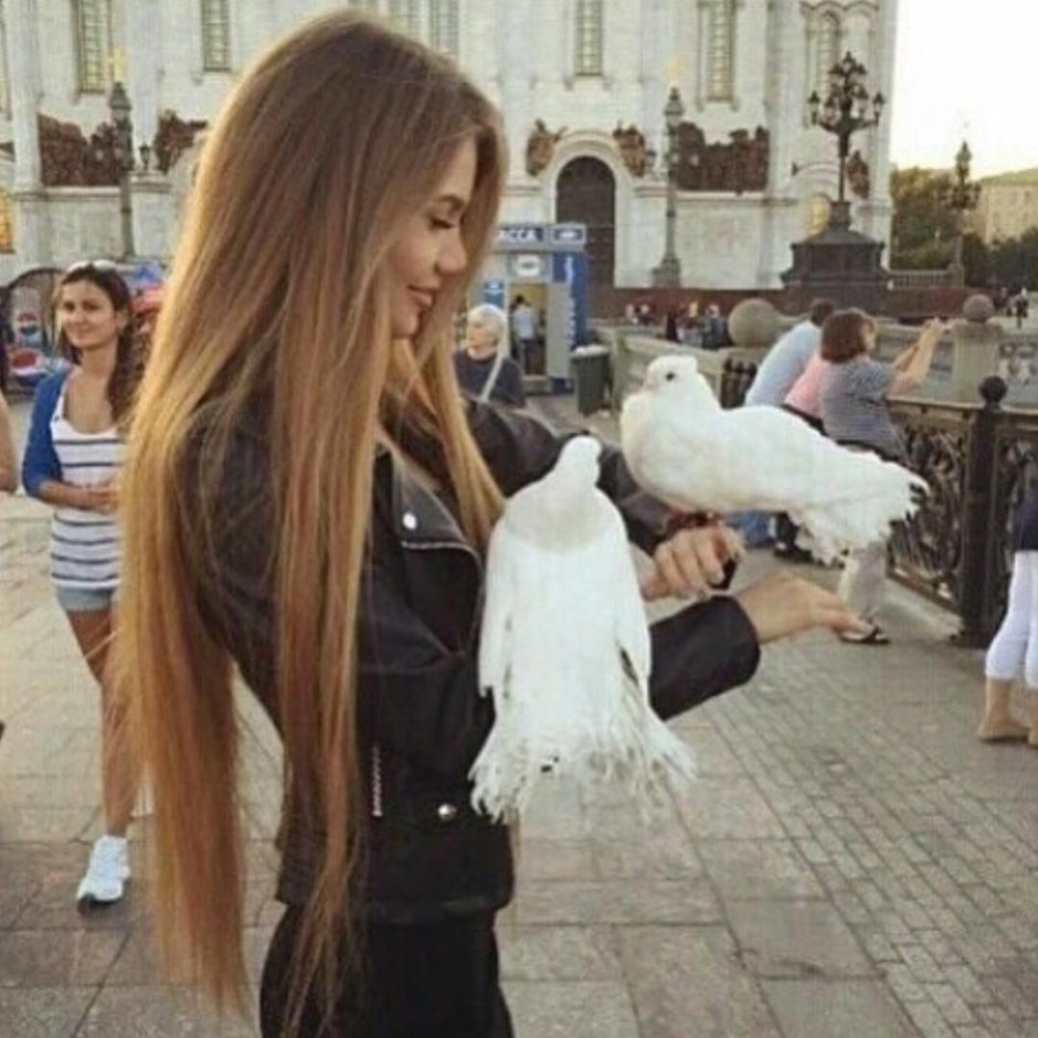 Олеся Малинская в мехах