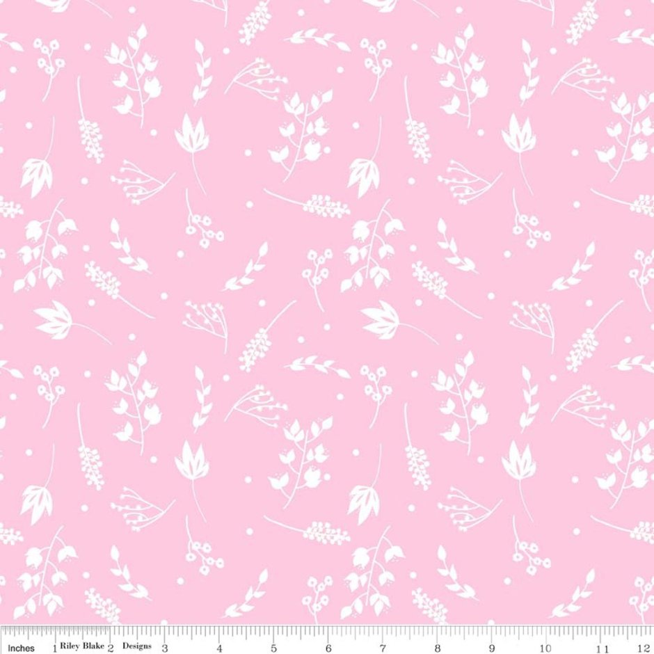 Розовый фон с лапками