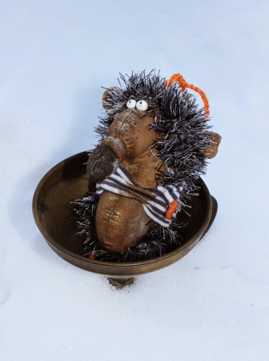 Подарок для ежика