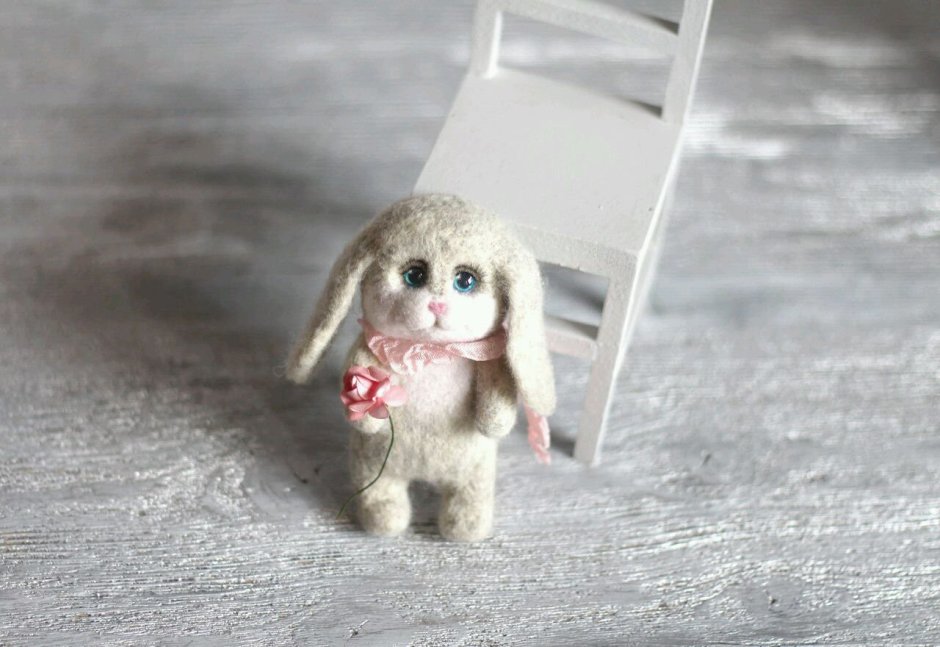 Грустный заяц