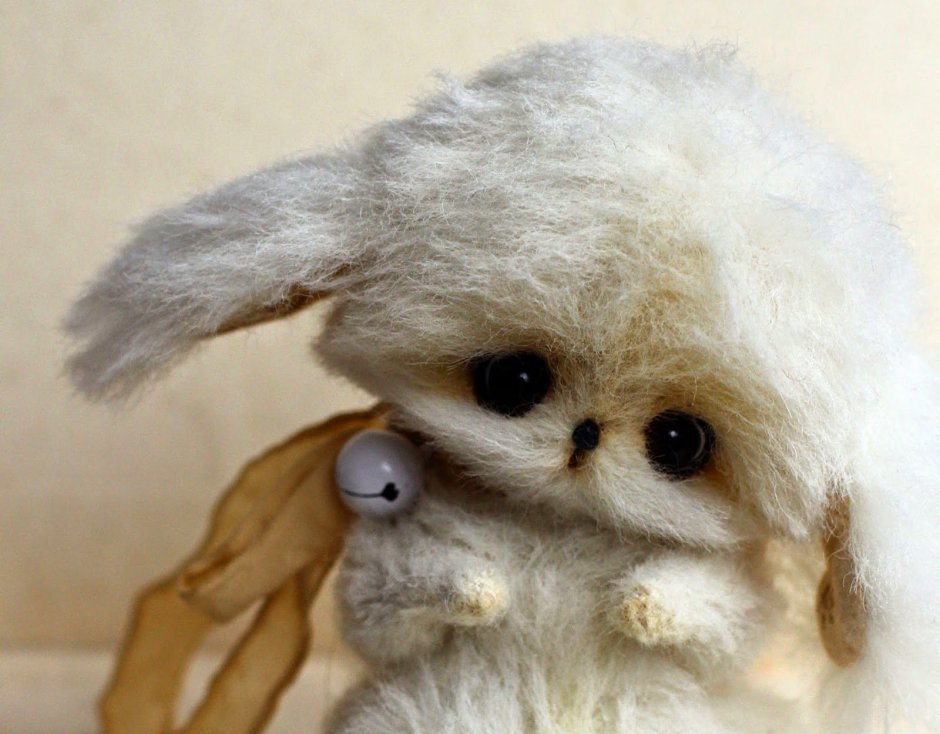 Грустный заяц