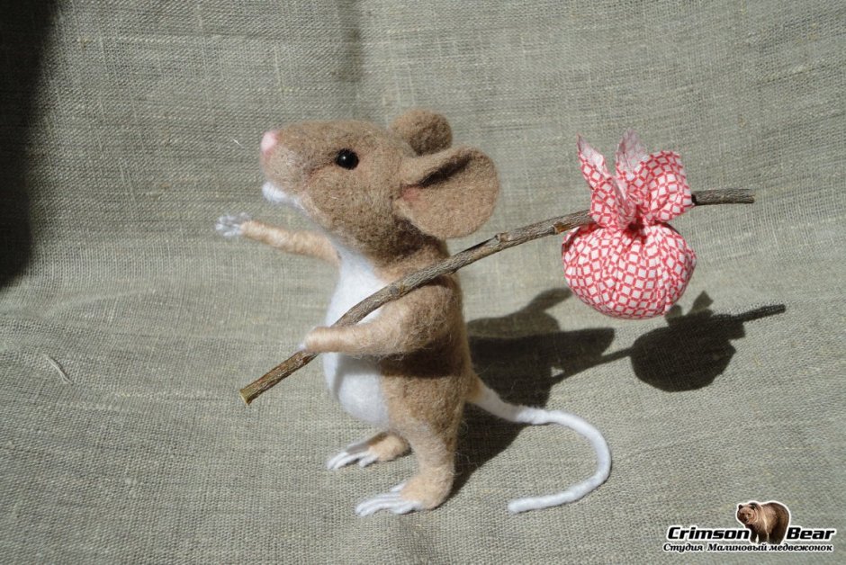 Розовая крыса