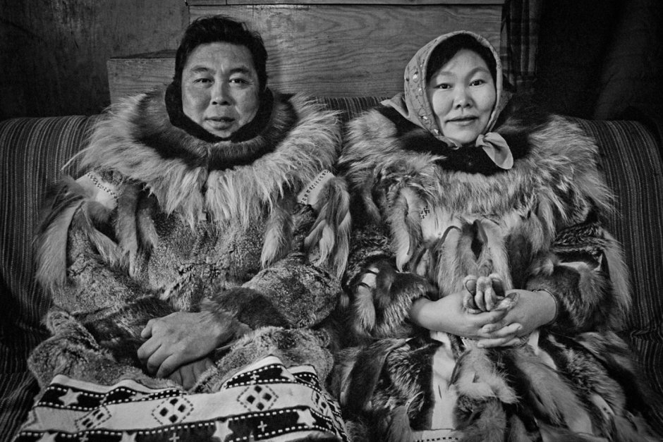 Inuits on the Ice