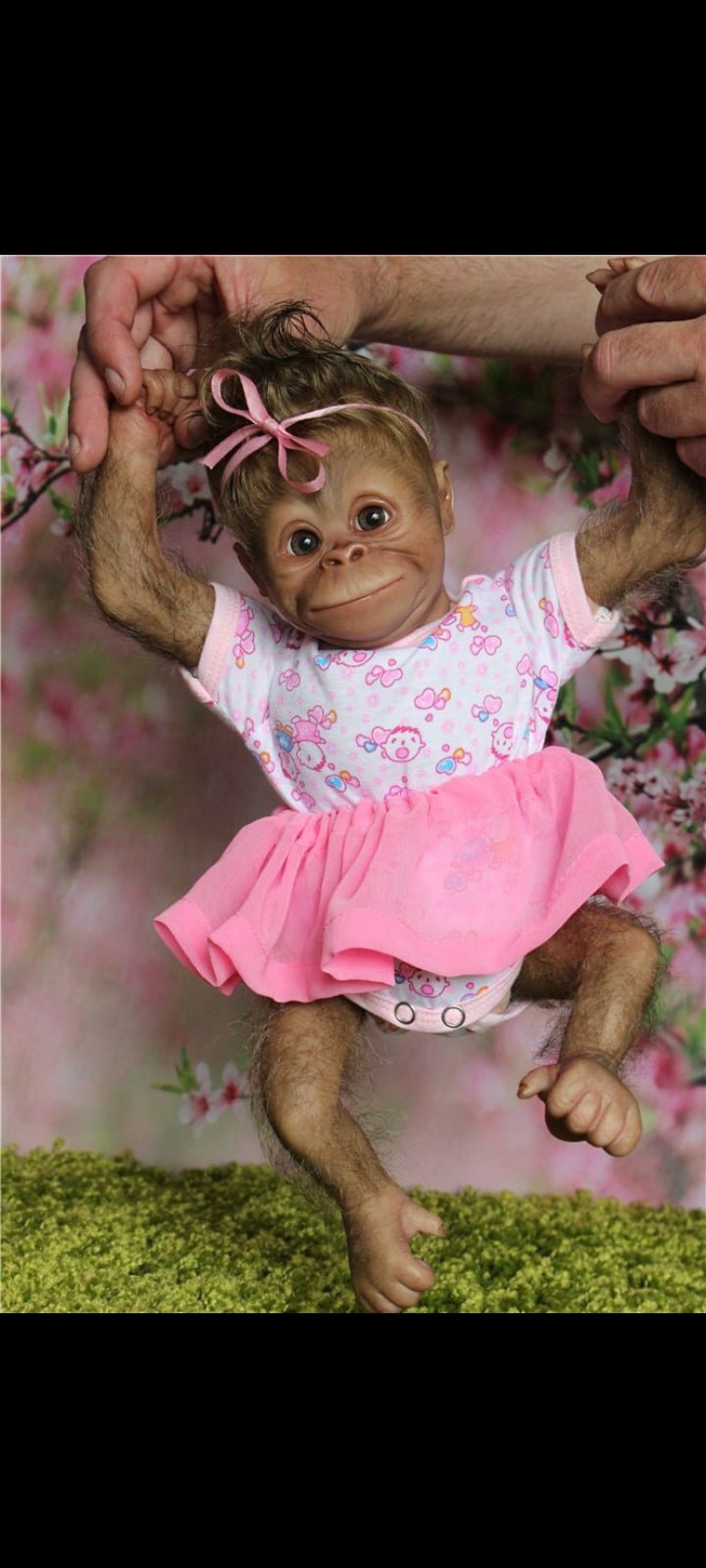 Обезьянка девочка