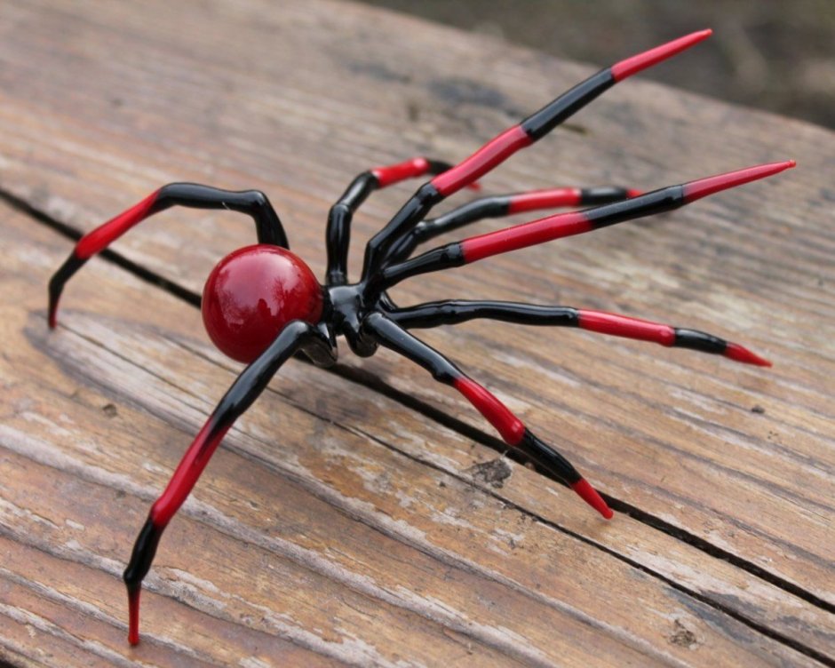 Паук Рэд Спайдер