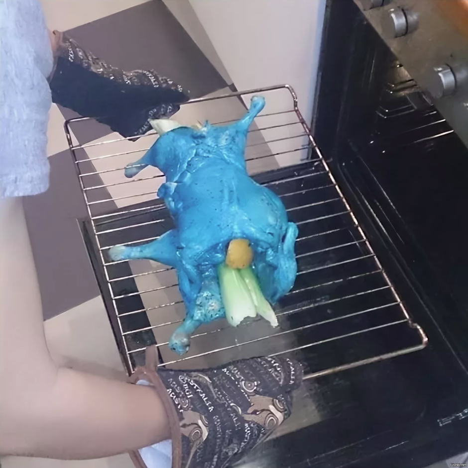 Синяя утка из запчастей