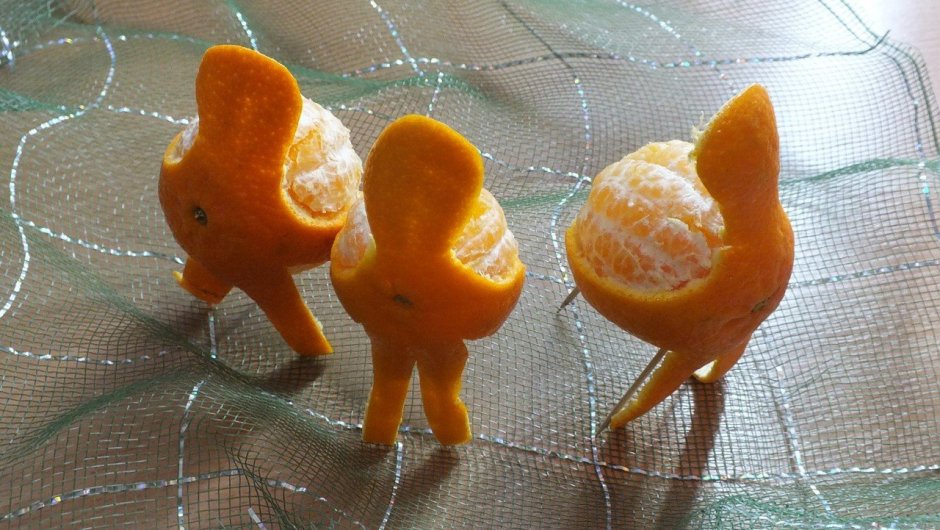 Фигурки из мандарина