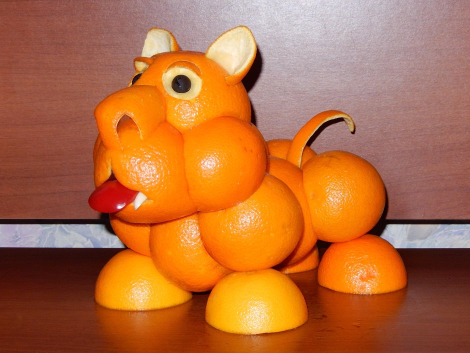 Фигурки из фруктов