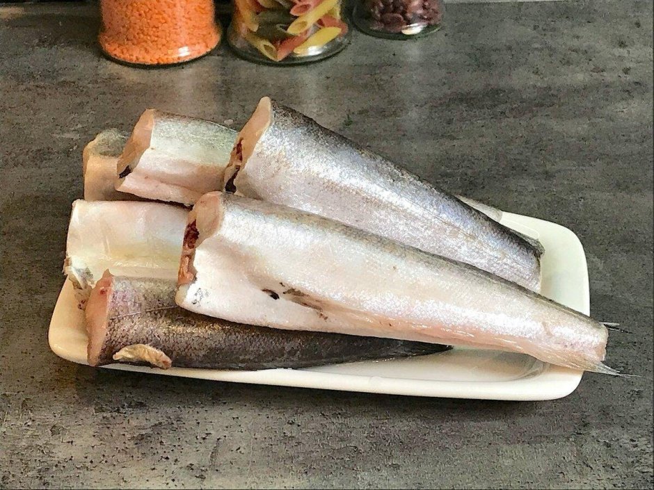 Треска минтай пикша