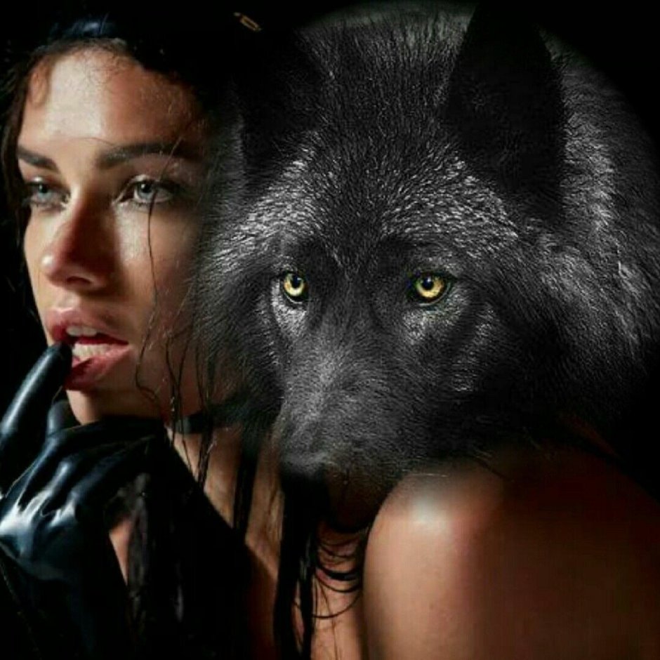 Красивая девушка с волком