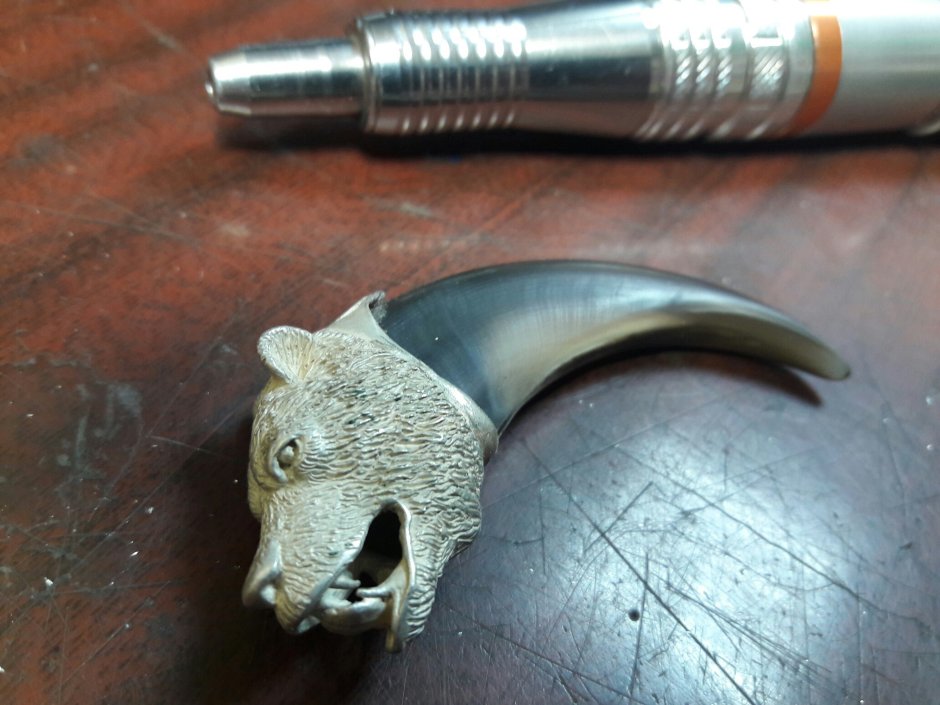 Комру серебряный коготь