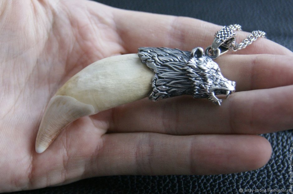 Амулет Медвежий коготь 10-13 век