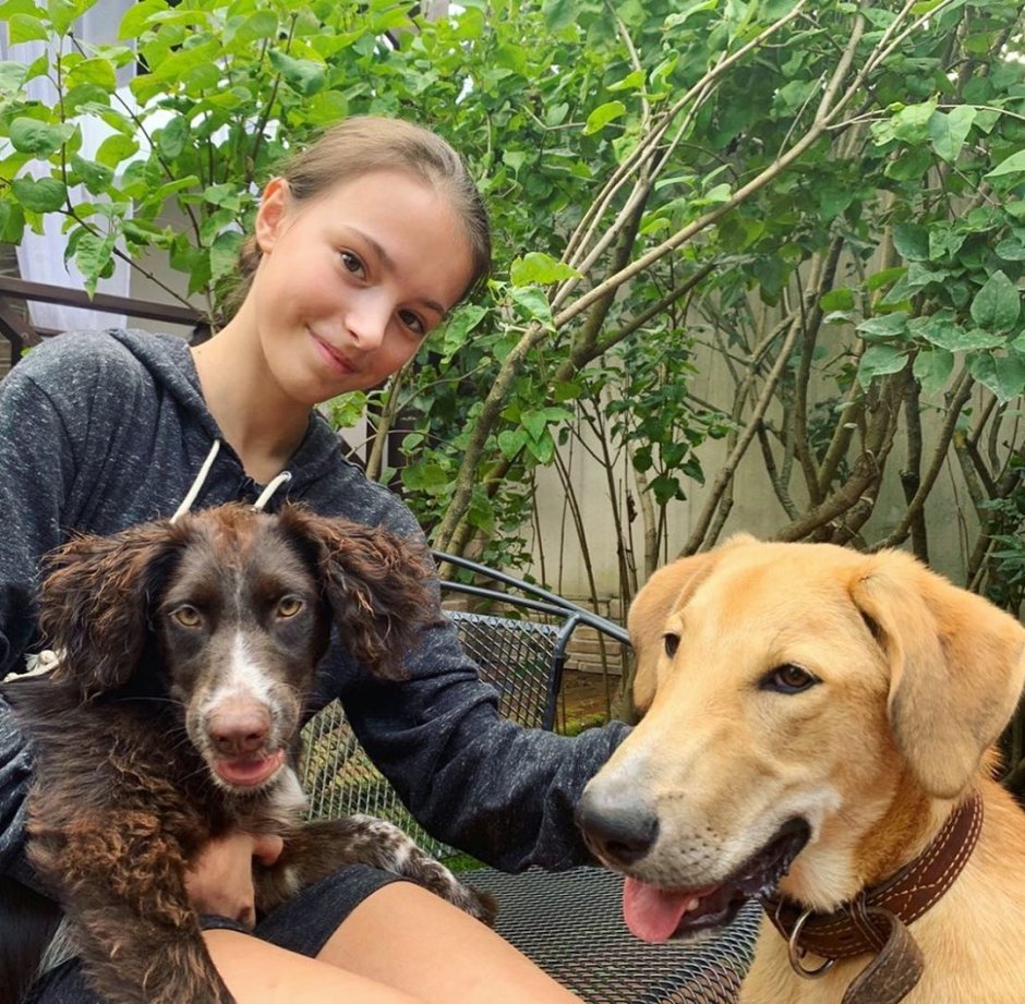 Тутберидзе улыбается