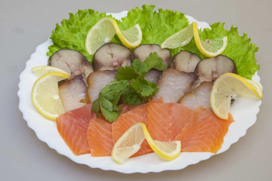 Рыбное ассорти скумбрия,горбуша,семга