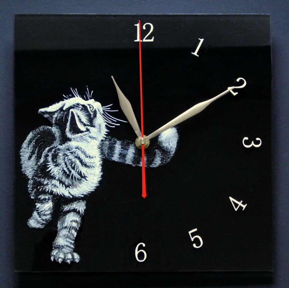 Часы черный кот