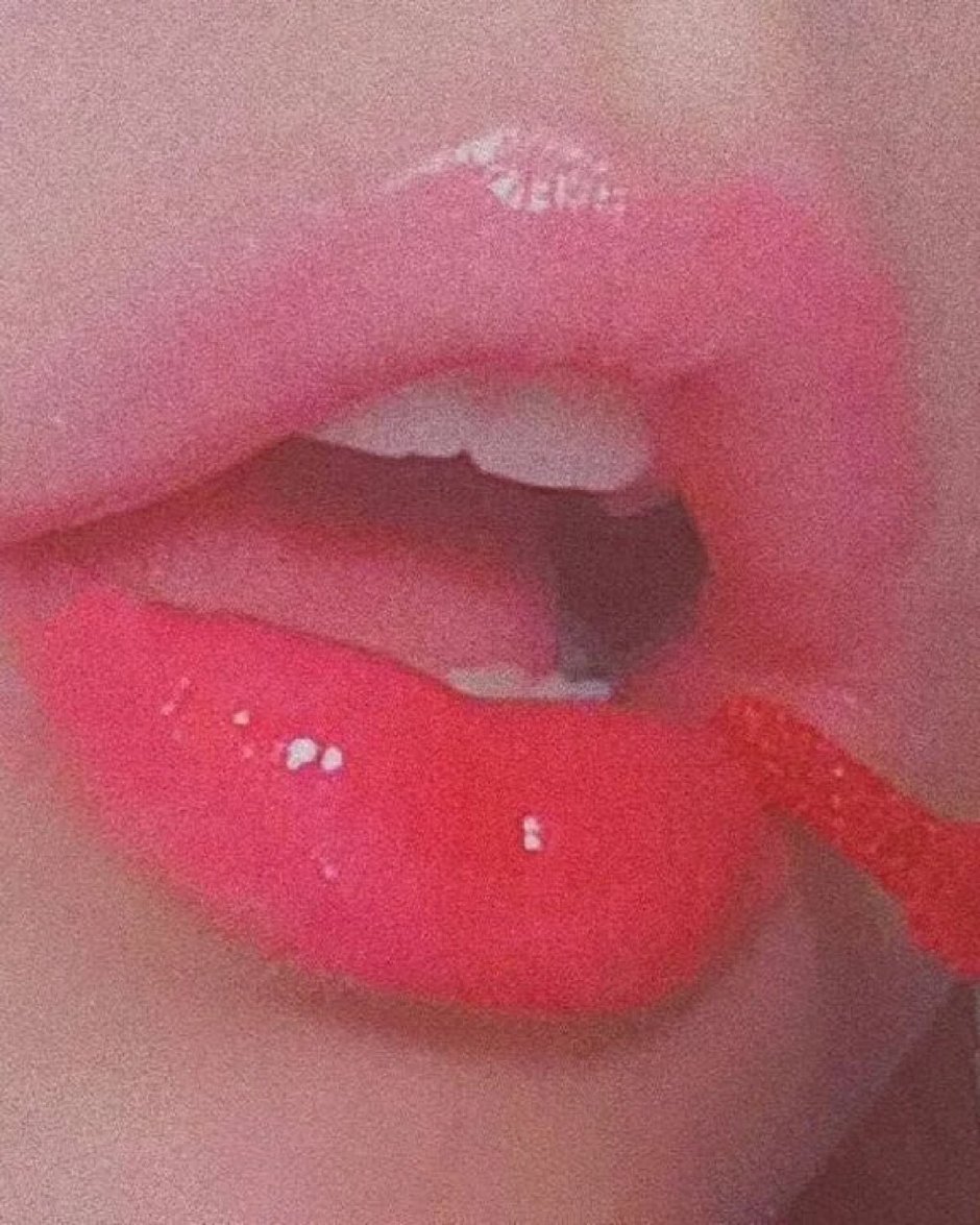 Кот с открытым ртом