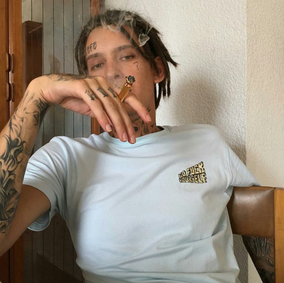 KIZARU С собакой