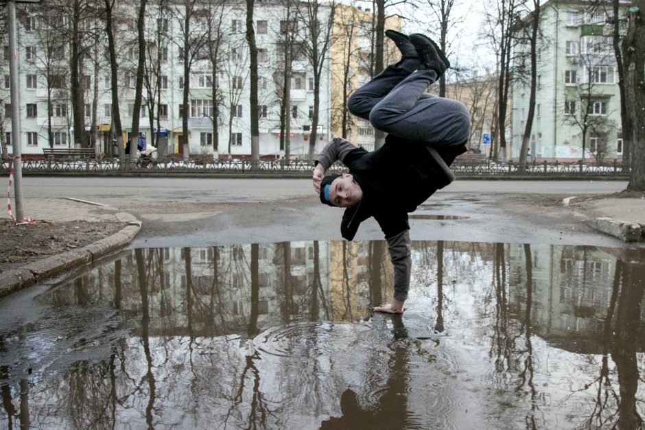 Кошка в воде