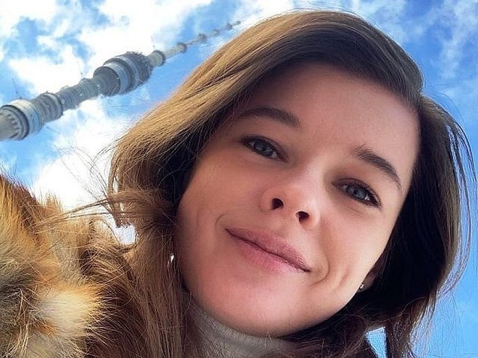 Кошка шатенка