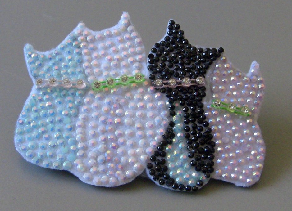 Красота страшная сила заколки котики