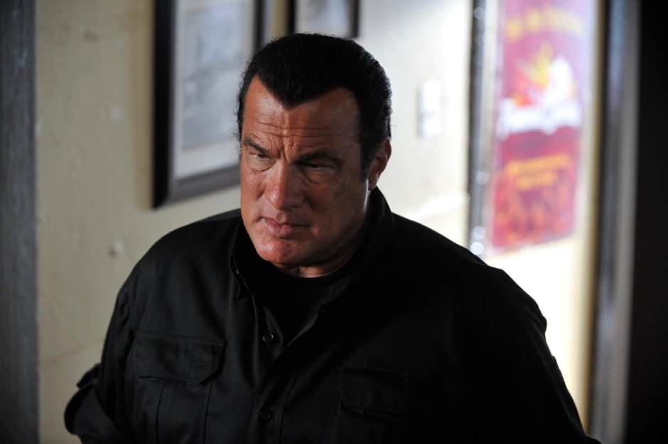 Генерал коммандер Стивен Сигал