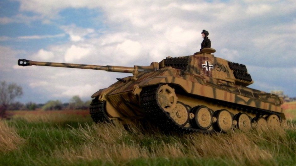 Танк 2 мировой войны Королевский тигр