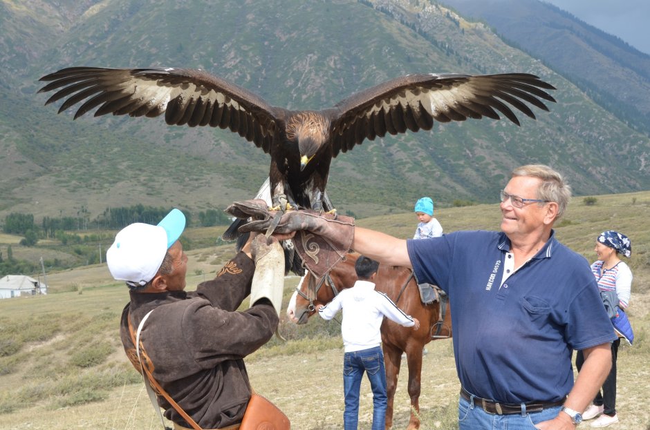 Соколиная охота Кыргызстан
