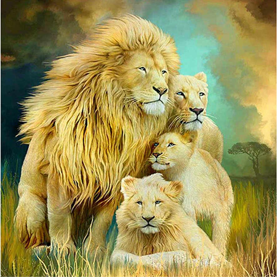 Лев львица и Львенок