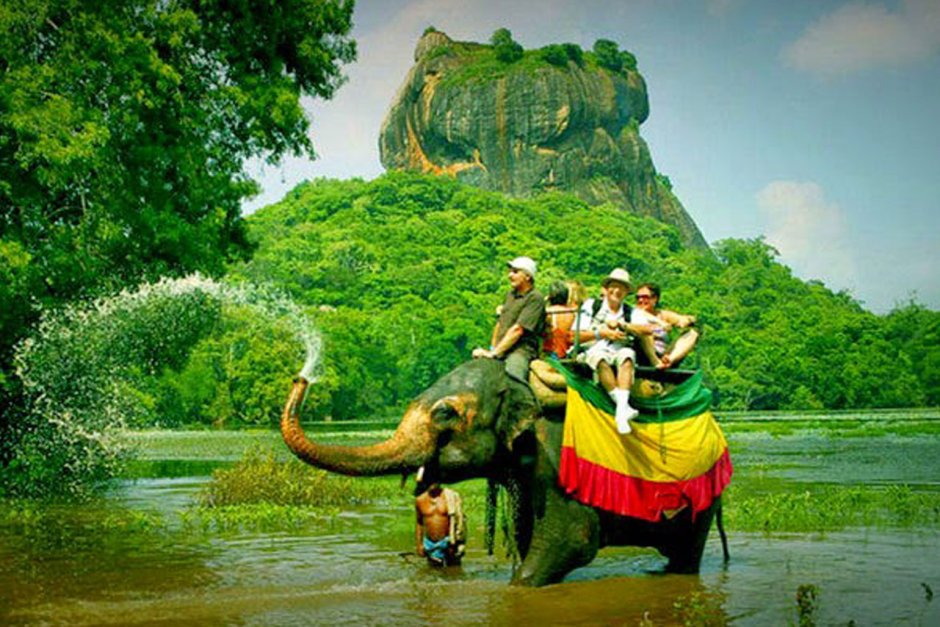 Cobra Hood Cave, 5th Century ad, Sigiriya, Lion Rock Fortress,