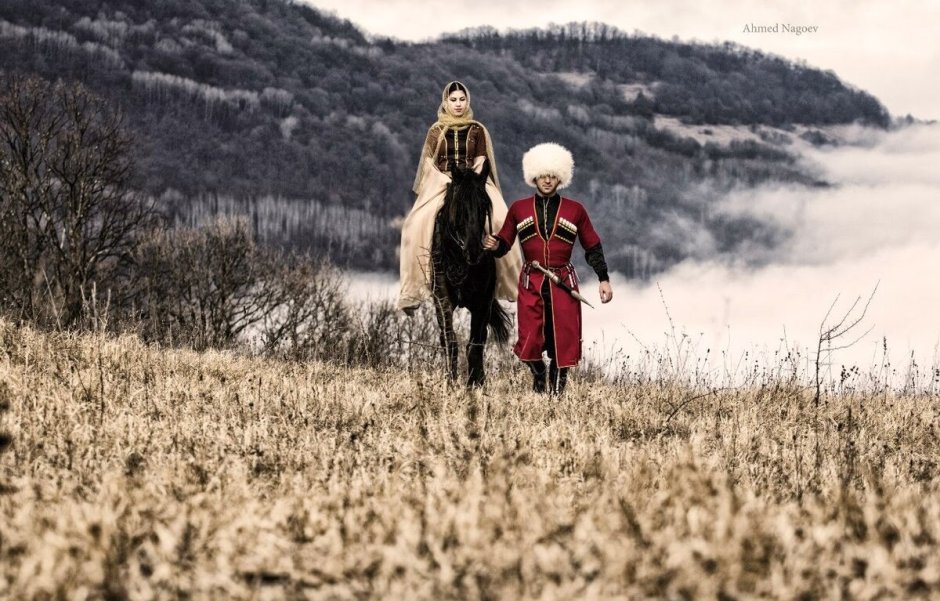 Черкес на коне с черкешенкой