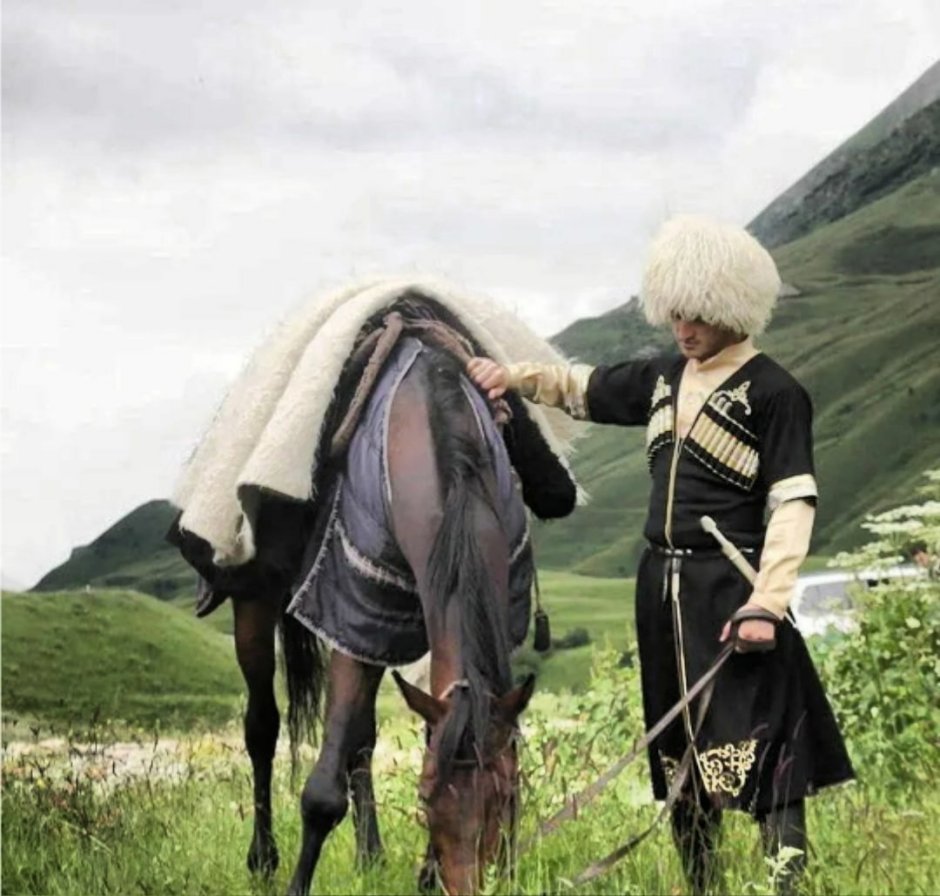 Горец Кавказ карачаевец