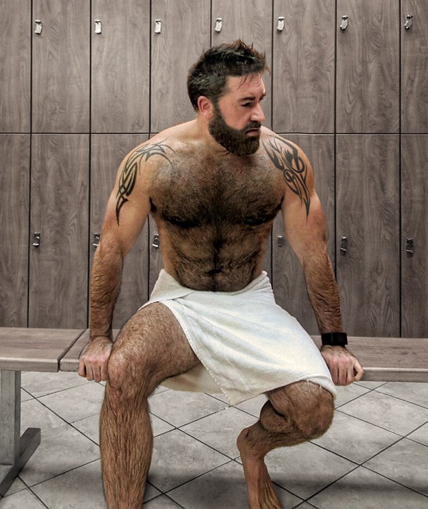 Парни медведи