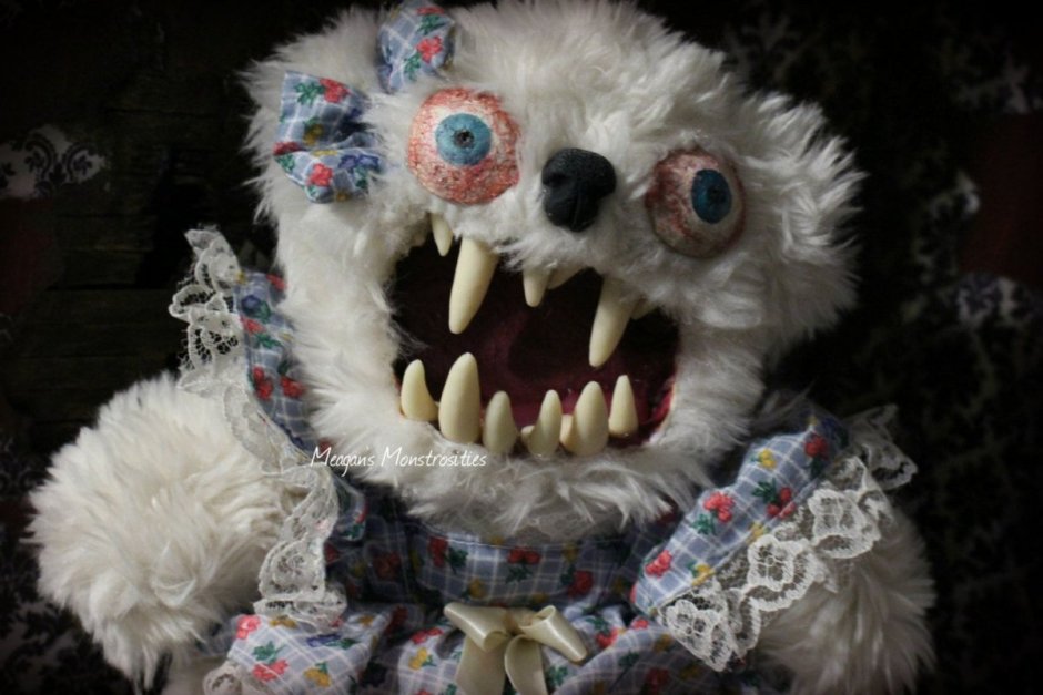 Упоротое чучело медведя